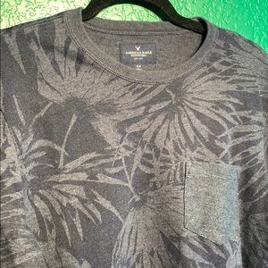American Eagle | Floral Crewneck sweater